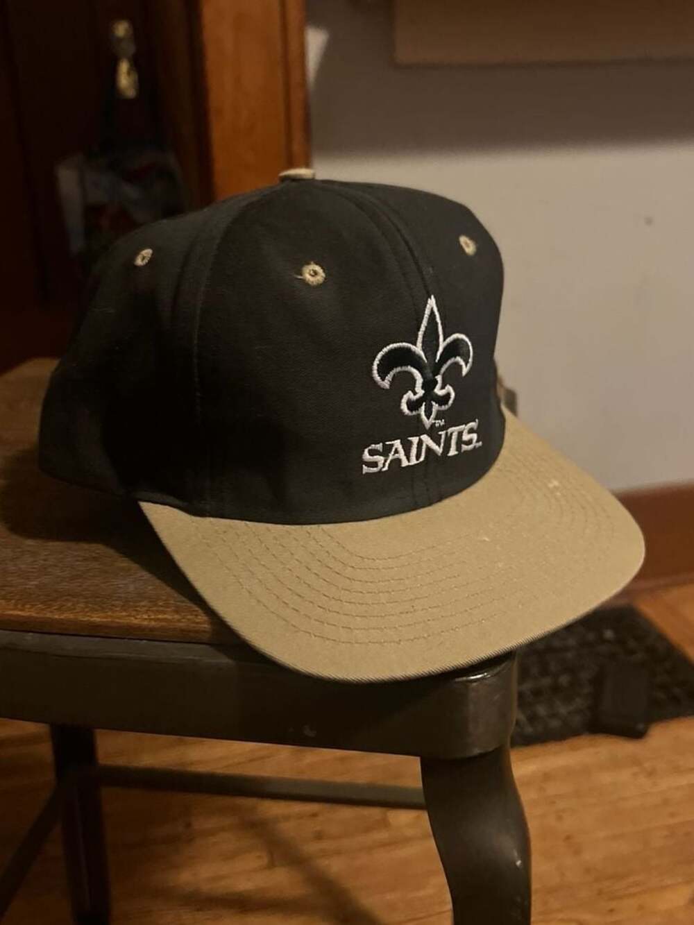 Vintage Competitor New Orleans Saints Snapback Hat OSFA
